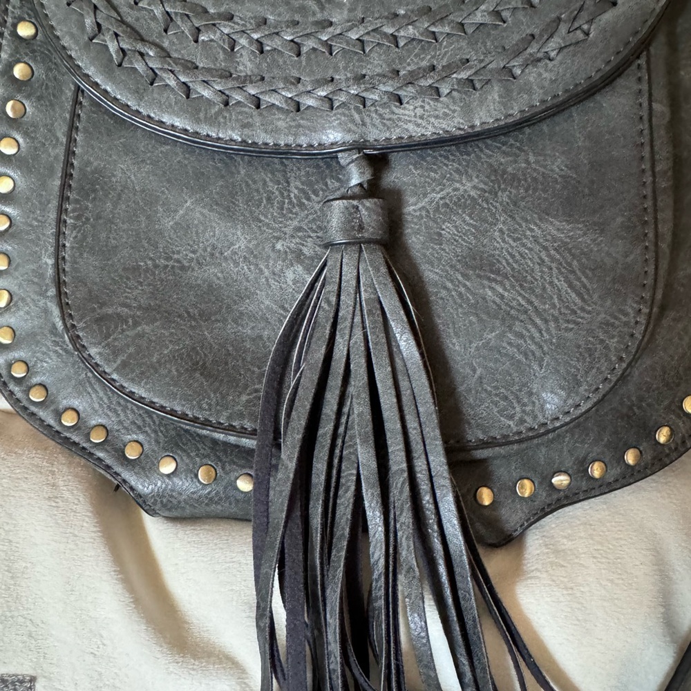 Adorable saddle crossbody! NWT! - Picture 3 of 9